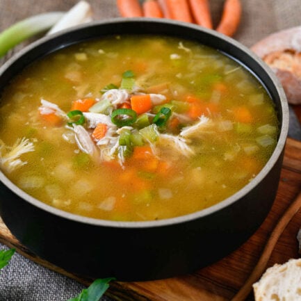 Chicken & Vegetable Soup (1 Litre)